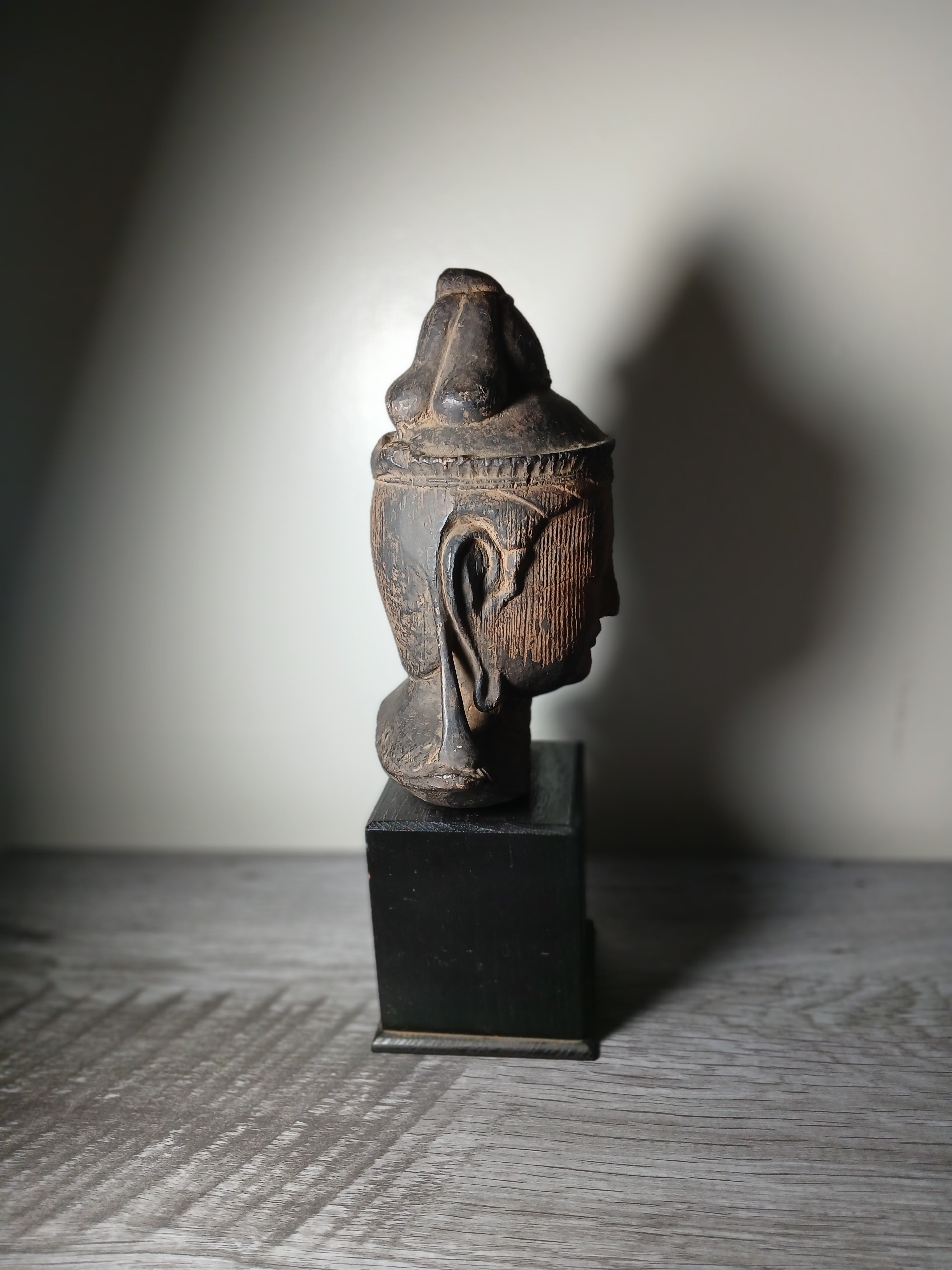 Vintage  Budda  Head